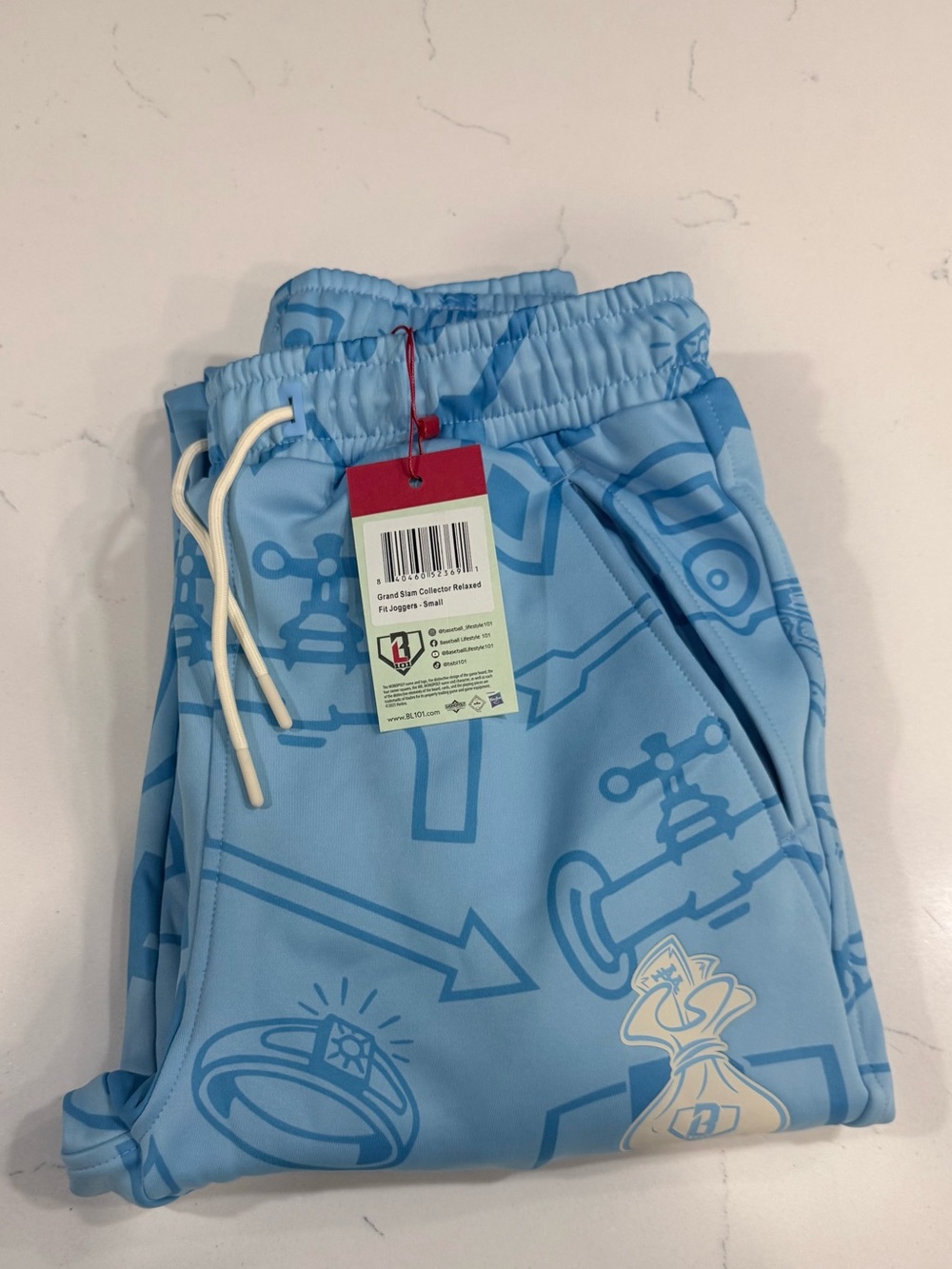 NWT boys / men’s baseball lifestyle monopoly joggers. ADULT SMALL